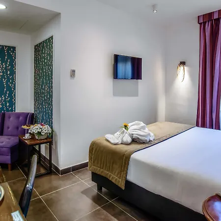 Hotel Navona Colors 3*