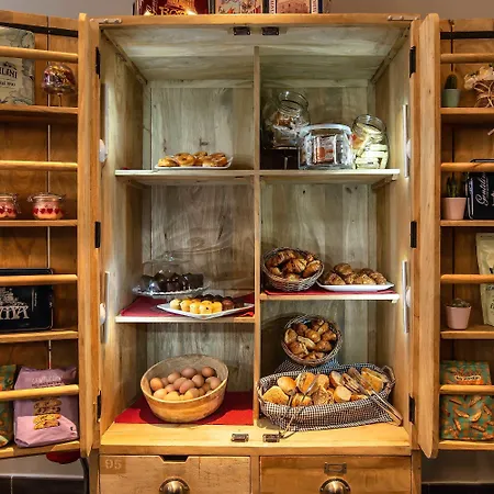 Navona Colors Szálloda