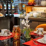 فندق نافونا كالرز 3*